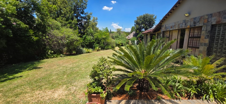 5 Bedroom Property for Sale in Wilkoppies North West